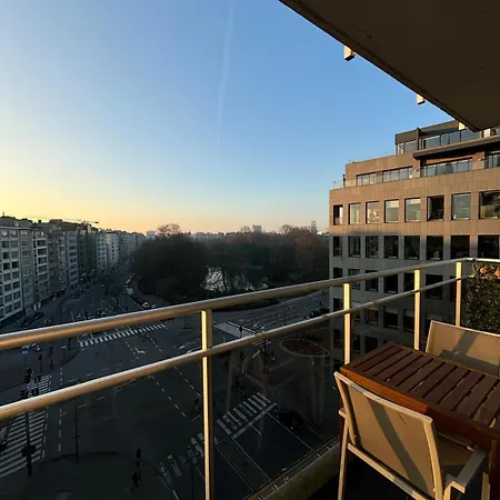 With Park View And Terrace Apartmán *