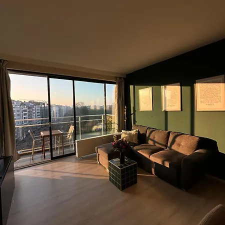 With Park View And Terrace Apartmán